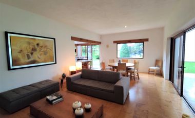 VENTA  DOS CASAS EN CLUB GOLF AVNDARO.