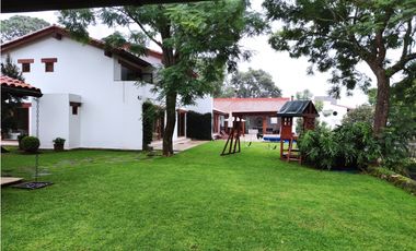 VENTA  DOS CASAS EN CLUB GOLF AVNDARO.