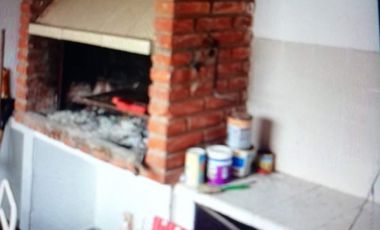 Chalet de 3 Amb con garaje y gas natural Zona centro