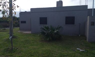 VENTA - CASA 2 HABITACIONES - ZONA AEROPUERTO