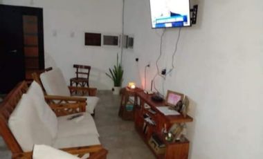 VENTA - CASA 2 HABITACIONES - ZONA AEROPUERTO