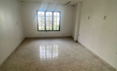 VENTA - CASA 2 HABITACIONES - ZONA PROVINCIAS UNIDAS & AV RAMIREZ