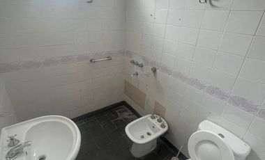VENTA - CASA 2 HABITACIONES - ZONA PROVINCIAS UNIDAS & AV RAMIREZ