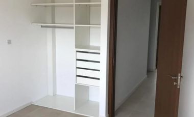 VENTA TRIPLEX 4 AMBIENTES A ESTRENAR. APTO CREDITO.