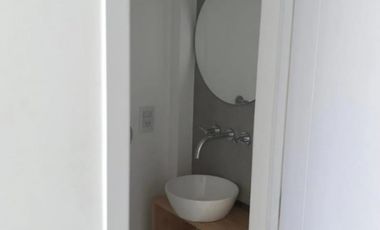 VENTA TRIPLEX 4 AMBIENTES A ESTRENAR. APTO CREDITO.