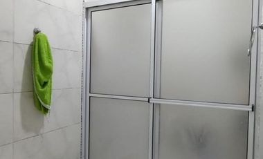 EN VENTA- ESPECTACULAR CASA DE 4 DORMITORIOS EN ORO VERDE