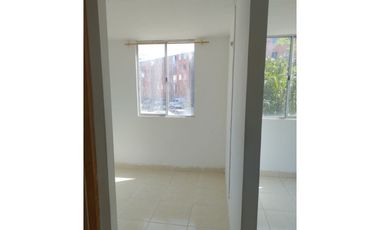 VENDO APARTAMENTO EN URBANIZACIÓN CERRADA EN SOLEDAD