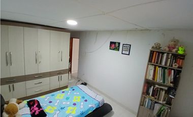 VENDO CASA EN SOLEDAD 2000