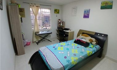 VENDO CASA EN SOLEDAD 2000