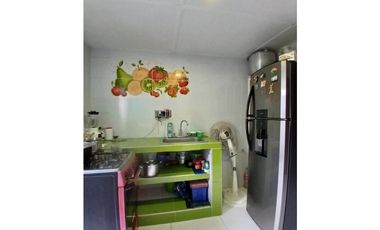 VENDO CASA EN SOLEDAD 2000