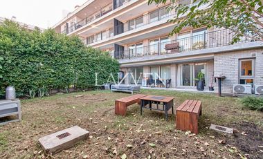 Venta departamento 3 ambientes con gran jardin - San Isidro