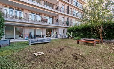 Venta departamento 3 ambientes con gran jardin - San Isidro
