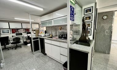 SE RENTA OFICINA EQUIPADA O SIN EQUIPAR EN ROMA SUR, CUAUHTEMOC