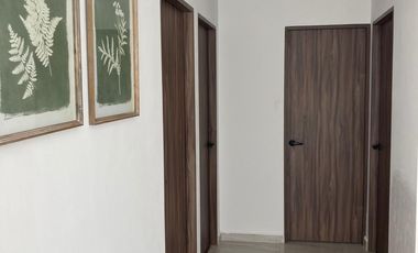 Quintas Campo Real: Casa con jardín y 4 recámaras.