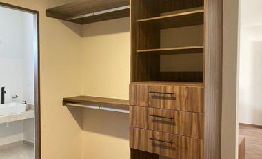 Quintas Campo Real: Casa con jardín y 4 recámaras.