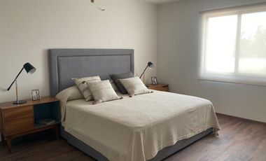 Quintas Campo Real: Casa con jardín y 4 recámaras.