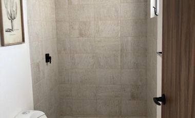 Quintas Campo Real: Casa con jardín y 4 recámaras.