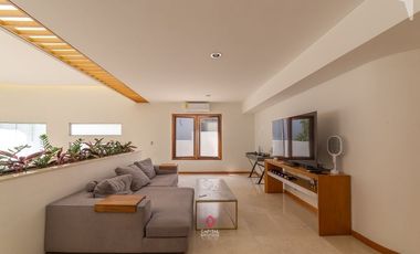 Casa de Lujo en Venta en Puerta de Hierro
