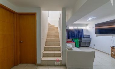 Casa de Lujo en Venta en Puerta de Hierro