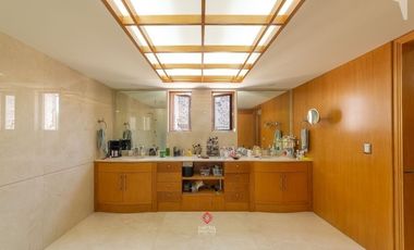 Casa de Lujo en Venta en Puerta de Hierro