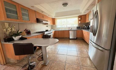 CASA CON SEGURIDAD EN LA HERRADURA VENTA