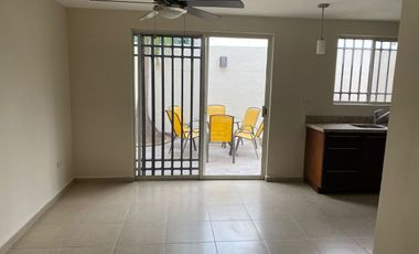 CASA RENTA $20,000 CUMBRES SAN AGUSTIN