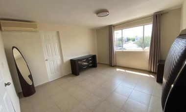 CASA RENTA $20,000 CUMBRES SAN AGUSTIN