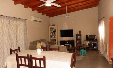 VENTA - CASA 2 HABITACIONES -BARRIO SOLVENCIA SAN BENITO