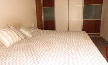 VENTA - CASA 2 HABITACIONES -BARRIO SOLVENCIA SAN BENITO