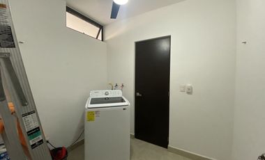 Townhouse en Venta en Mérida, Privada Luana, Santa Gertrudis Copó