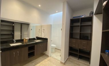 Townhouse en Venta en Mérida, Privada Luana, Santa Gertrudis Copó