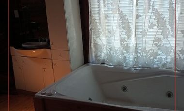 VENDO CASA QUINTA de 2 PISOS EN LA JUANITA Colonia Ensayo