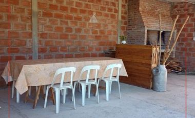 VENDO CASA QUINTA de 2 PISOS EN LA JUANITA Colonia Ensayo