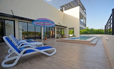 VIDA SERENA EN VILLA CONTEMPORÁNEA