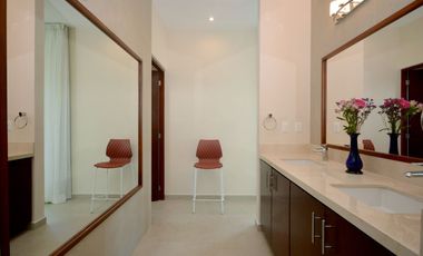 VIDA SERENA EN VILLA CONTEMPORÁNEA