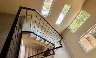 Renta casa en Lomas de Bellavista 25,000