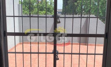 Venta PH 3 Amb.   en Villa Sarmiento  Reciclado a Nuevo