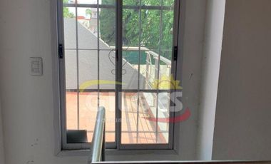 Venta PH 3 Amb.   en Villa Sarmiento  Reciclado a Nuevo