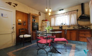 Casa en Venta Ituzaingó Norte con importante lote ideal emprendimiento en zona céntrica