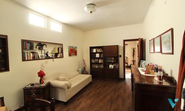 Casa en Venta Ituzaingó Norte con importante lote ideal emprendimiento en zona céntrica