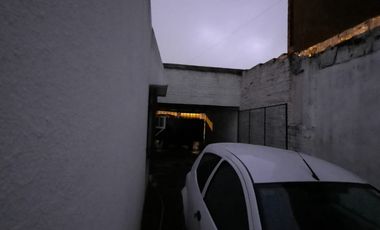 VENTA - CASA 2 HABITACIONES - ZONA BARRIO SANTA LUCIA