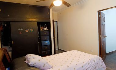 Casa en venta en Balcones de Anáhuac, San Nicolás | 4 recámaras, terraza y excel