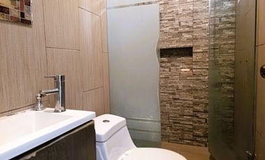Casa en venta en Balcones de Anáhuac, San Nicolás | 4 recámaras, terraza y excel