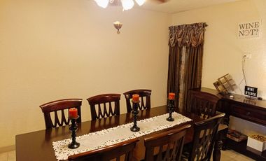 Casa en venta en Balcones de Anáhuac, San Nicolás | 4 recámaras, terraza y excel