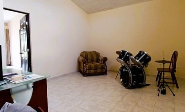 Casa en venta en Balcones de Anáhuac, San Nicolás | 4 recámaras, terraza y excel