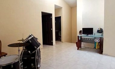 Casa en venta en Balcones de Anáhuac, San Nicolás | 4 recámaras, terraza y excel