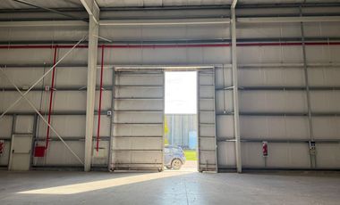 galpon deposito 8800 m2 en  LA PLATA, NAVE INDUSTRIAL TRIPLE A ALQUILA O VENDE