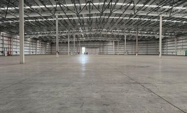 galpon deposito 8800 m2 en  LA PLATA, NAVE INDUSTRIAL TRIPLE A ALQUILA O VENDE