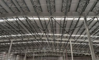 galpon deposito 8800 m2 en  LA PLATA, NAVE INDUSTRIAL TRIPLE A ALQUILA O VENDE