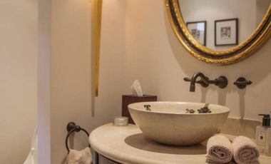 Casa en Venta en condominio Horizontal en la mejor zona de las Lomas.